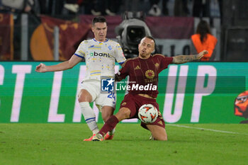 2024-10-24 - Roma’s Angelino and Dynamo Kyiv's Oleksandr Tymchyk during the UEFA Europa League 2024-2025  football match between AS Roma and FC Dynamo Kyiv at the Olympic Stadium in Rome on October 24, 2024. - AS ROMA VS FC DYNAMO KYIV - UEFA EUROPA LEAGUE - SOCCER