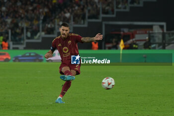 2024-10-24 - Roma’s Lorenzo Pellegrini during the UEFA Europa League 2024-2025  football match between AS Roma and FC Dynamo Kyiv at the Olympic Stadium in Rome on October 24, 2024. - AS ROMA VS FC DYNAMO KYIV - UEFA EUROPA LEAGUE - SOCCER