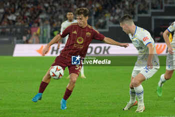 2024-10-24 - Roma’s Tommaso Baldanzi during the UEFA Europa League 2024-2025  football match between AS Roma and FC Dynamo Kyiv at the Olympic Stadium in Rome on October 24, 2024. - AS ROMA VS FC DYNAMO KYIV - UEFA EUROPA LEAGUE - SOCCER