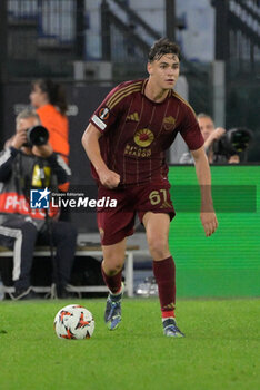 2024-10-24 - Roma’s Niccolo' Pisilli  during the UEFA Europa League 2024-2025  football match between AS Roma and FC Dynamo Kyiv at the Olympic Stadium in Rome on October 24, 2024. - AS ROMA VS FC DYNAMO KYIV - UEFA EUROPA LEAGUE - SOCCER