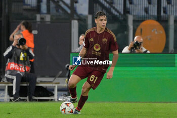 2024-10-24 - Roma’s Niccolo' Pisilli  during the UEFA Europa League 2024-2025  football match between AS Roma and FC Dynamo Kyiv at the Olympic Stadium in Rome on October 24, 2024. - AS ROMA VS FC DYNAMO KYIV - UEFA EUROPA LEAGUE - SOCCER