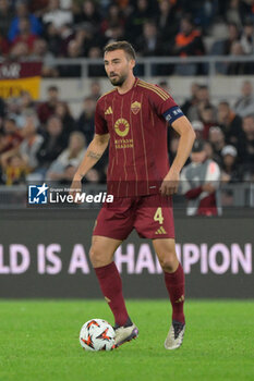 2024-10-24 - Roma’s Bryan Cristante during the UEFA Europa League 2024-2025  football match between AS Roma and FC Dynamo Kyiv at the Olympic Stadium in Rome on October 24, 2024. - AS ROMA VS FC DYNAMO KYIV - UEFA EUROPA LEAGUE - SOCCER