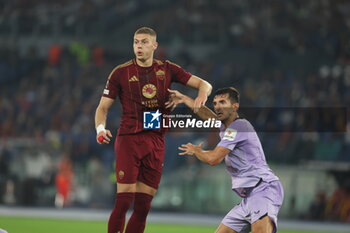 2024-09-26 - Rome, Italy 26.9.2024: Artem Dovbyk of Roma Vivian of Athletic Bilbao during the UEFA Europa League 2024-2025 day 1, football match between AS Roma vs Athletic Club Bilbao at Olympic Stadium in Rome. - AS ROMA VS ATHLETIC BILBAO - UEFA EUROPA LEAGUE - SOCCER