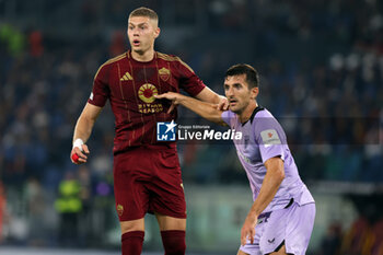 2024-09-26 - Rome, Italy 26.9.2024: Artem Dovbyk of Roma Vivian of Athletic Bilbao during the UEFA Europa League 2024-2025 day 1, football match between AS Roma vs Athletic Club Bilbao at Olympic Stadium in Rome. - AS ROMA VS ATHLETIC BILBAO - UEFA EUROPA LEAGUE - SOCCER