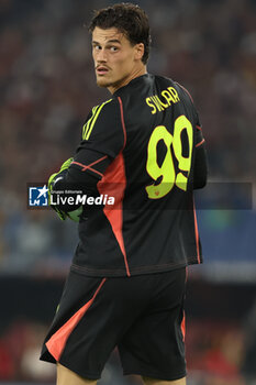 2024-09-26 - Rome, Italy 26.9.2024: Mile Svilar of Roma during the UEFA Europa League 2024-2025 day 1, football match between AS Roma vs Athletic Club Bilbao at Olympic Stadium in Rome. - AS ROMA VS ATHLETIC BILBAO - UEFA EUROPA LEAGUE - SOCCER