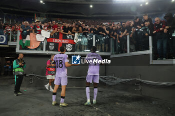 2024-09-26 - Rome, Italy 26.9.2024: De Marcos and Williams of Athletic Bilbao they scold the fans at the end of the match for throwing smoke bombs at the opposing fans in the UEFA Europa League 2024-2025 day 1, football match between AS Roma vs Athletic Club Bilbao at Olympic Stadium in Rome. - AS ROMA VS ATHLETIC BILBAO - UEFA EUROPA LEAGUE - SOCCER