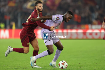 2024-09-26 - Rome, Italy 26.9.2024: Mario Hermoso of Roma \fight for the ball with Williams of Athletic Bilbao during the UEFA Europa League 2024-2025 day 1, football match between AS Roma vs Athletic Club Bilbao at Olympic Stadium in Rome. - AS ROMA VS ATHLETIC BILBAO - UEFA EUROPA LEAGUE - SOCCER