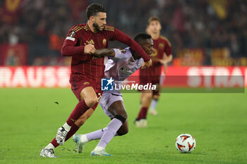 2024-09-26 - Rome, Italy 26.9.2024: Mario Hermoso of Roma \fight for the ball with Williams of Athletic Bilbao during the UEFA Europa League 2024-2025 day 1, football match between AS Roma vs Athletic Club Bilbao at Olympic Stadium in Rome. - AS ROMA VS ATHLETIC BILBAO - UEFA EUROPA LEAGUE - SOCCER