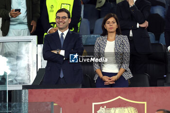 2024-09-26 - Rome, Italy 26.9.2024: New CEO AS Roma Lorenzo Vitali in the stands (behind Florent Ghisolfi) sings the Roma anthem before the UEFA Europa League 2024-2025 day 1, football match between AS Roma vs Athletic Club Bilbao at Olympic Stadium in Rome. - AS ROMA VS ATHLETIC BILBAO - UEFA EUROPA LEAGUE - SOCCER