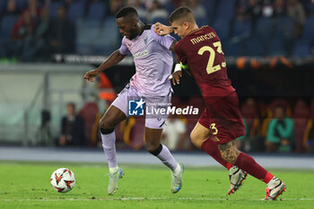 2024-09-26 - Rome, Italy 26.9.2024: Williams of Athletic Bilbao, Gianluca Mancini of Roma during the UEFA Europa League 2024-2025 day 1, football match between AS Roma vs Athletic Club Bilbao at Olympic Stadium in Rome. - AS ROMA VS ATHLETIC BILBAO - UEFA EUROPA LEAGUE - SOCCER