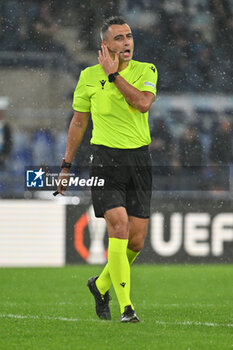 2024-10-03 - Referee Horatiu Fesnic (ROU) during the UEFA Europa League 2024/25 League Phase MD2 match between S.S. Lazio and O.G.C. Nice at Olympic Stadium on October 3, 2024 in Rome, Italy. - SS LAZIO VS OGC NICE - UEFA EUROPA LEAGUE - SOCCER