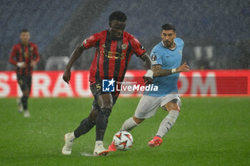 2024-10-03 - Youssouf Ndayishimiye of O.G.C. Nice and Mattia Zaccagni of S.S. Lazio in action during the UEFA Europa League 2024/25 League Phase MD2 match between S.S. Lazio and O.G.C. Nice at Olympic Stadium on October 3, 2024 in Rome, Italy. - SS LAZIO VS OGC NICE - UEFA EUROPA LEAGUE - SOCCER