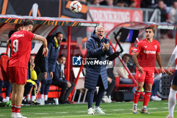 2024-10-03 - Coach Jose Mourinho of Fenerbahce during the UEFA Europa League, League Phase, Matchday 2 football match between FC Twente and Fenerbahce SK on October 3, 2024 at Grolsch veste in Enschede, Netherlands - FOOTBALL - EUROPA LEAGUE - TWENTE V FENERBAHCE - UEFA EUROPA LEAGUE - SOCCER