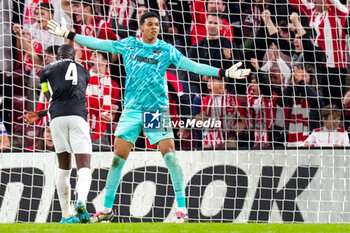 2024-10-03 - Goalkeeper Rome Jayden Owusu-Oduro of AZ Alkmaar during the UEFA Europa League, League Phase, Matchday 2 football match between Athletic Club and AZ Alkmaar on October 3, 2024 at Estadio de San Mamés in Bilbao, Spain - FOOTBALL - EUROPA LEAGUE - ATHLETIC CLUB V AZ ALKMAAR - UEFA EUROPA LEAGUE - SOCCER