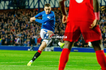 2024-10-24 - Tom Lawrence of Rangers FC opens the scoring 1-0 during the UEFA Europa League, League phase, Matchday 3 football match between Rangers and Steaua Bucharest on 24 October 2024 at Ibrox in Glasgow, Scotland - FOOTBALL - EUROPA LEAGUE - RANGERS V FCSB - UEFA EUROPA LEAGUE - SOCCER