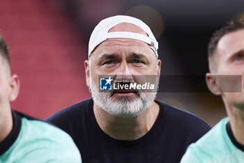 2024-10-24 - Jindrich Trpisovsky head coach of SK Slavia Prague during the UEFA Europa League, League phase, Matchday 3 football match between Athletic Club and SK Slavia Praha on October 24, 2024 at San Mames in Bilbao, Spain - FOOTBALL - EUROPA LEAGUE - ATHLETIC CLUB V SLAVIA PRAHA - UEFA EUROPA LEAGUE - SOCCER