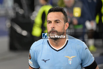 2024-11-07 - Lazio’s Pedro celebrates after scoring the goal 2-1 during the UEFA Europa League 2024-2025  football match between SS Lazio and FC Porto at the Olympic Stadium in Rome on November 07, 2024. - SS LAZIO VS FC PORTO - UEFA EUROPA LEAGUE - SOCCER