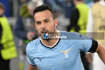 2024-11-07 - Lazio’s Pedro celebrates after scoring the goal 2-1 during the UEFA Europa League 2024-2025  football match between SS Lazio and FC Porto at the Olympic Stadium in Rome on November 07, 2024. - SS LAZIO VS FC PORTO - UEFA EUROPA LEAGUE - SOCCER