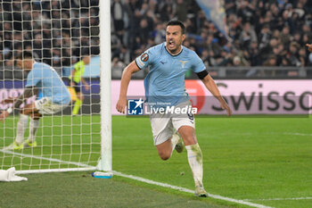 2024-11-07 - Lazio’s Pedro celebrates after scoring the goal 2-1 during the UEFA Europa League 2024-2025  football match between SS Lazio and FC Porto at the Olympic Stadium in Rome on November 07, 2024. - SS LAZIO VS FC PORTO - UEFA EUROPA LEAGUE - SOCCER