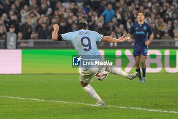 2024-11-07 - Lazio’s Pedro goal 2-1 during the UEFA Europa League 2024-2025  football match between SS Lazio and FC Porto at the Olympic Stadium in Rome on November 07, 2024. - SS LAZIO VS FC PORTO - UEFA EUROPA LEAGUE - SOCCER