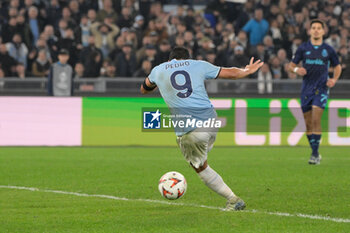 2024-11-07 - Lazio’s Pedro goal 2-1 during the UEFA Europa League 2024-2025  football match between SS Lazio and FC Porto at the Olympic Stadium in Rome on November 07, 2024. - SS LAZIO VS FC PORTO - UEFA EUROPA LEAGUE - SOCCER