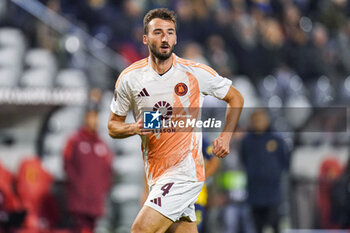 2024-11-07 - Bryan Cristante of AS Roma during the UEFA Europa League, League Phase, MD4 football match between Royale Union Saint-Gilloise and AS Roma on November 7, 2024 at King Baudouin Stadium in Brussels, Belgium - FOOTBALL - EUROPA LEAGUE - UNION SAINT GILLOISE V ROMA - UEFA EUROPA LEAGUE - SOCCER