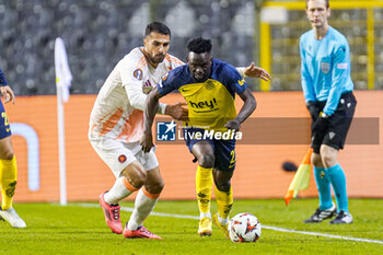 2024-11-07 - Zeki Celik of AS Roma, Ousseynou Niang of Union Saint-Gilloise during the UEFA Europa League, League Phase, MD4 football match between Royale Union Saint-Gilloise and AS Roma on November 7, 2024 at King Baudouin Stadium in Brussels, Belgium - FOOTBALL - EUROPA LEAGUE - UNION SAINT GILLOISE V ROMA - UEFA EUROPA LEAGUE - SOCCER