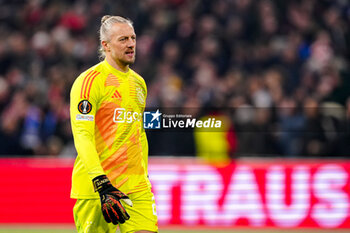 2024-11-07 - Goalkeeper Remko Pasveer of AFC Ajax during the UEFA Europa League, League Phase, MD4 football match between AFC Ajax and Maccabi Tel Aviv on November 7, 2024 at Johan Cruijff ArenA in Amsterdam, Netherlands - FOOTBALL - EUROPA LEAGUE - AJAX V MACCABI TEL AVIV - UEFA EUROPA LEAGUE - SOCCER