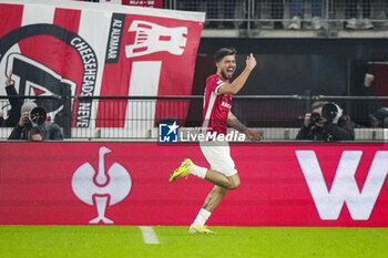 2024-11-07 - Denso Kasius of AZ celebrates a goal during the UEFA Europa League, League Phase, MD4 football match between AZ Alkmaar and Fenerbahce on November 7, 2024 at AFAS Stadion in Alkmaar, Netherlands - FOOTBALL - EUROPA LEAGUE - AZ ALKMAAR V FENERBAHCE - UEFA EUROPA LEAGUE - SOCCER