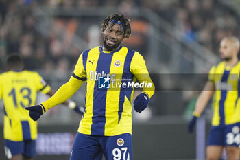 2024-11-07 - Allan Saint-Maximin of Fenerbahce looks dejected during the UEFA Europa League, League Phase, MD4 football match between AZ Alkmaar and Fenerbahce on November 7, 2024 at AFAS Stadion in Alkmaar, Netherlands - FOOTBALL - EUROPA LEAGUE - AZ ALKMAAR V FENERBAHCE - UEFA EUROPA LEAGUE - SOCCER