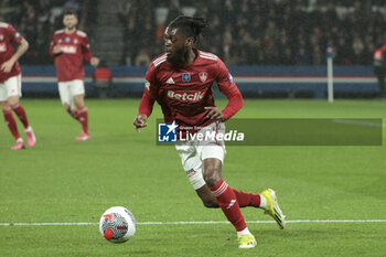 2024-02-07 - Banzouzi Locko of Brest during the French Cup, round of 16 football match between Paris Saint-Germain (PSG) and Stade Brestois 29 (Brest) on February 7, 2024 at Parc des Princes stadium in Paris, France - FOOTBALL - FRENCH CUP - PARIS SG V BREST - FRENCH CUP - SOCCER