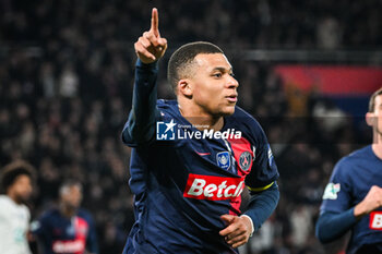 2024-03-13 - Kylian MBAPPE of PSG celebrates his goal during the French Cup, Quarter-final football match between Paris Saint-Germain and OGC Nice on March 13, 2024 at Parc des Princes stadium in Paris, France - FOOTBALL - FRENCH CUP - PARIS SG V NICE - FRENCH CUP - SOCCER