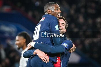 2024-03-13 - Fabian RUIZ of PSG celebrate his goal with Ousmane DEMBELE of PSG during the French Cup, Quarter-final football match between Paris Saint-Germain and OGC Nice on March 13, 2024 at Parc des Princes stadium in Paris, France - FOOTBALL - FRENCH CUP - PARIS SG V NICE - FRENCH CUP - SOCCER