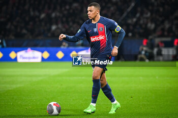 2024-03-13 - Kylian MBAPPE of PSG during the French Cup, Quarter-final football match between Paris Saint-Germain and OGC Nice on March 13, 2024 at Parc des Princes stadium in Paris, France - FOOTBALL - FRENCH CUP - PARIS SG V NICE - FRENCH CUP - SOCCER