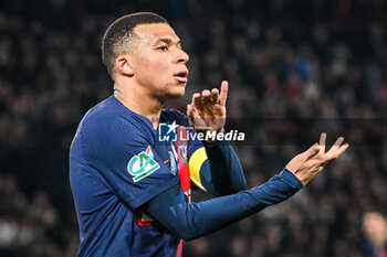 2024-03-13 - Kylian MBAPPE of PSG looks dejected during the French Cup, Quarter-final football match between Paris Saint-Germain and OGC Nice on March 13, 2024 at Parc des Princes stadium in Paris, France - FOOTBALL - FRENCH CUP - PARIS SG V NICE - FRENCH CUP - SOCCER