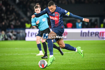 2024-03-13 - Kylian MBAPPE of PSG during the French Cup, Quarter-final football match between Paris Saint-Germain and OGC Nice on March 13, 2024 at Parc des Princes stadium in Paris, France - FOOTBALL - FRENCH CUP - PARIS SG V NICE - FRENCH CUP - SOCCER