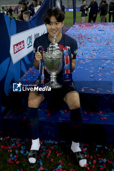 2024-05-25 - Lee Kang-in of PSG celebrates the victory following the French Cup Final football match between Olympique Lyonnais (OL, Lyon) and Paris Saint-Germain (PSG) on May 25, 2024 at Stade Pierre Mauroy, Decathlon Arena in Villeneuve-d'Ascq near Lille, France - FOOTBALL - FRENCH CUP - FINAL - LYON V PARIS SG - FRENCH CUP - SOCCER