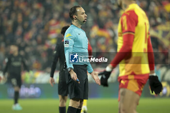 2024-01-14 - Referee Jerome Brisard during the French championship Ligue 1 football match between RC Lens and Paris Saint-Germain on January 14, 2024 at Stade Bollaert-Delelis in Lens, France - FOOTBALL - FRENCH CHAMP - LENS V PARIS SG - FRENCH LIGUE 1 - SOCCER
