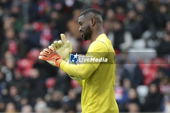 2024-01-14 - Lorient goalkeeper Yvon Mvogo during the French championship Ligue 1 football match between Losc Lille and FC Lorient on January 14, 2024 at Decathlon Arena Stade Pierre Mauroy in Villeneuve-d'Ascq, France - FOOTBALL - FRENCH CHAMP - LILLE V LORIENT - FRENCH LIGUE 1 - SOCCER