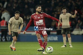 2024-01-28 - Mahdi Camara of Brest during the French championship Ligue 1 football match between Paris Saint-Germain and Stade Brestois (Brest) on January 28, 2024 at Parc des Princes stadium in Paris, France - FOOTBALL - FRENCH CHAMP - PARIS SG V BREST - FRENCH LIGUE 1 - SOCCER