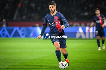 2024-02-10 - Marco ASENSIO of PSG during the French championship Ligue 1 football match between Paris Saint-Germain and Losc Lille on February 10, 2024 at Parc des Princes stadium in Paris, France - FOOTBALL - FRENCH CHAMP - PARIS SG V LILLE - FRENCH LIGUE 1 - SOCCER