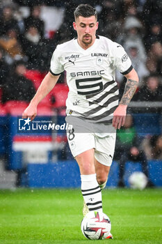 2024-02-25 - Baptiste SANTAMARIA of Rennes during the French championship Ligue 1 football match between Paris Saint-Germain and Stade Rennais (Rennes) on February 25, 2024 at Parc des Princes stadium in Paris, France - FOOTBALL - FRENCH CHAMP - PARIS SG V RENNES - FRENCH LIGUE 1 - SOCCER