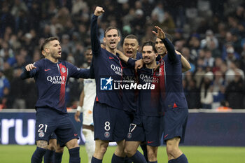 2024-03-31 - Vitinha of PSG #17 celebrates his goal with Lucas Hernandez, Fabian Ruiz Pena, Kylian Mbappe, Achraf Hakimi of PSG during the French championship Ligue 1 football match between Olympique de Marseille (OM) and Paris Saint-Germain (PSG) on March 31, 2024 at Stade Velodrome in Marseille, France - FOOTBALL - FRENCH CHAMP - MARSEILLE V PARIS SG - FRENCH LIGUE 1 - SOCCER