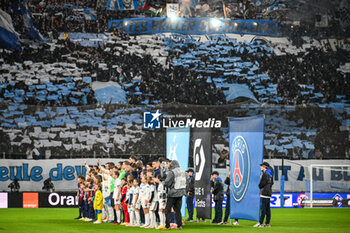 2024-03-31 - Team of Marseille and team of PSG during the French championship Ligue 1 football match between Olympique de Marseille and Paris Saint-Germain on March 31, 2024 at Orange Velodrome stadium in Marseille, France - FOOTBALL - FRENCH CHAMP - MARSEILLE V PARIS SG - FRENCH LIGUE 1 - SOCCER