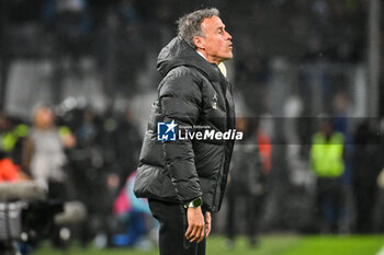 2024-03-31 - Luis ENRIQUE of PSG during the French championship Ligue 1 football match between Olympique de Marseille and Paris Saint-Germain on March 31, 2024 at Orange Velodrome stadium in Marseille, France - FOOTBALL - FRENCH CHAMP - MARSEILLE V PARIS SG - FRENCH LIGUE 1 - SOCCER