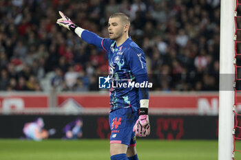 2024-04-05 - Lille goalkeeper Lucas Chevalier during the French championship Ligue 1 football match between Lille OSC (LOSC) and Olympique de Marseille (OM) on April 5, 2024 at Stade Pierre Mauroy in Villeneuve-d'Ascq near Lille, France - FOOTBALL - FRENCH CHAMP - LILLE V MARSEILLE - FRENCH LIGUE 1 - SOCCER