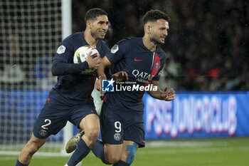 27/04/2024 - Achraf Hakimi of PSG celebrates his goal with Goncalo Ramos during the French championship Ligue 1 football match between Paris Saint-Germain (PSG) and Le Havre AC (HAC) on April 27, 2024 at Parc des Princes stadium in Paris, France - FOOTBALL - FRENCH CHAMP - PARIS SG V LE HAVRE - FRENCH LIGUE 1 - CALCIO