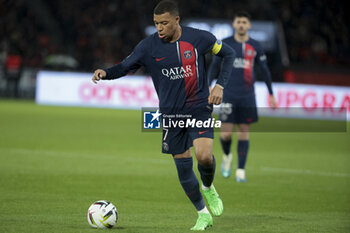 27/04/2024 - Kylian Mbappe of PSG during the French championship Ligue 1 football match between Paris Saint-Germain (PSG) and Le Havre AC (HAC) on April 27, 2024 at Parc des Princes stadium in Paris, France - FOOTBALL - FRENCH CHAMP - PARIS SG V LE HAVRE - FRENCH LIGUE 1 - CALCIO