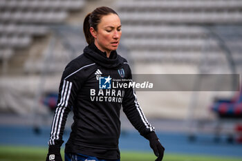 2024-01-14 - Gaetane Thiney of Paris FC warms up ahead of the Women's French cup, round of 32 football match between Paris FC and Girondins de Bordeaux on January 14, 2024 at Sebastien Charlety stadium in Paris, France - FOOTBALL - WOMEN'S FRENCH CUP - PARIS FC V BORDEAUX - FRENCH WOMEN DIVISION 1 - SOCCER