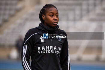 2024-01-14 - Teninsoun Sissoko of Paris FC warms up ahead of the Women's French cup, round of 32 football match between Paris FC and Girondins de Bordeaux on January 14, 2024 at Sebastien Charlety stadium in Paris, France - FOOTBALL - WOMEN'S FRENCH CUP - PARIS FC V BORDEAUX - FRENCH WOMEN DIVISION 1 - SOCCER